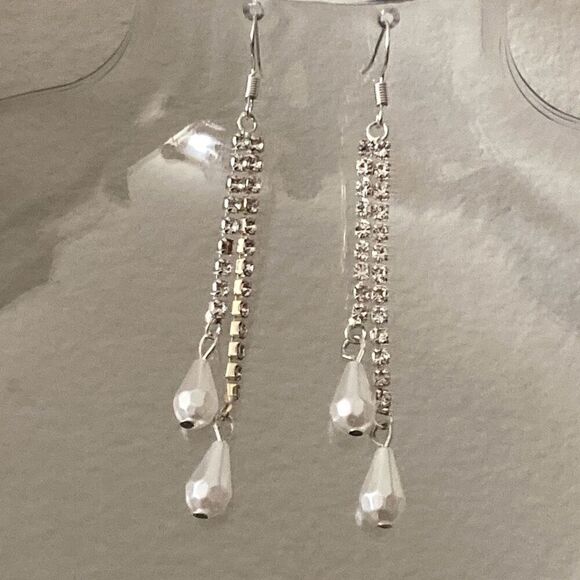 No Brand Jewelry - Drop Earrings cz